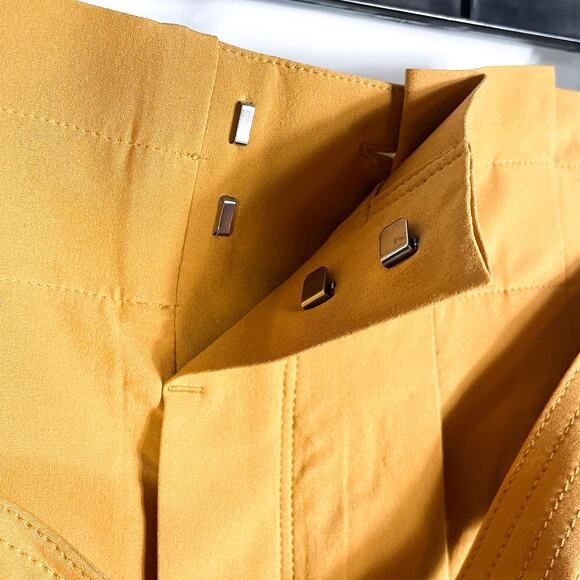 Athleta Skyline Short II Yellow High-Rise Belted Zip Pocket Pleated Sz 2 - Picture 5 of 10